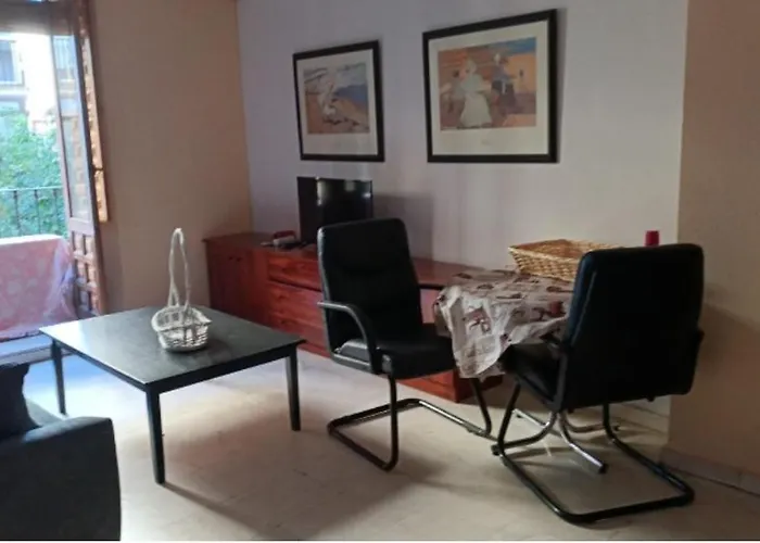 Economic Private Room In Center Of
